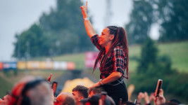 Benatska-Sobota fans